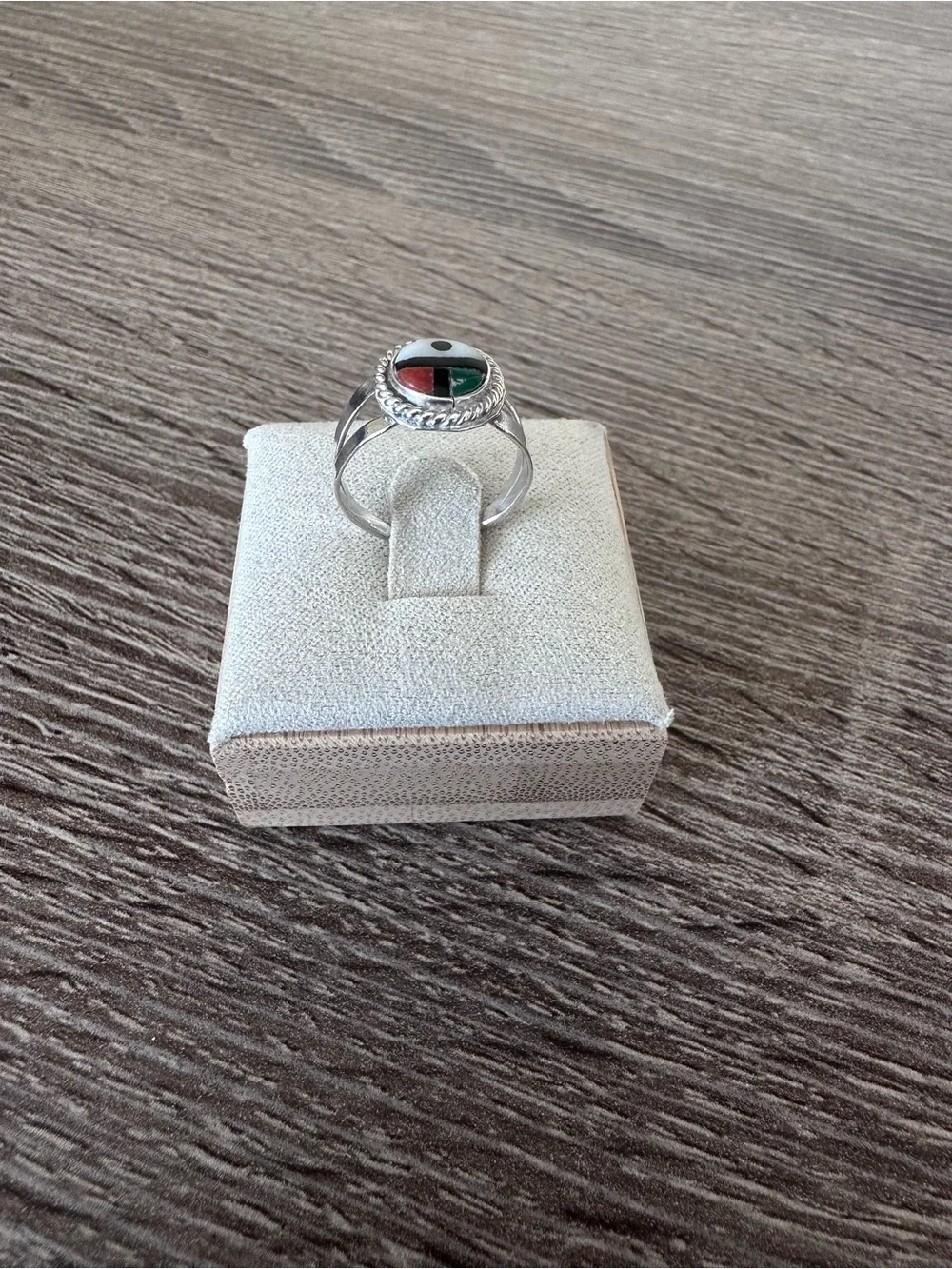 Native American Zuni Inlaid Sunface Sterling Silver Ring size 4.25